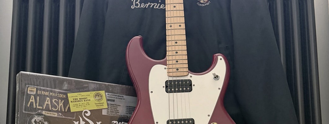 BERNIE MARSDEN SIGNED ROLAND G-202 GUITAR, WHITESNAKE JACKET & BOOK BUNDLE AUCTION
