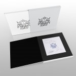 Diamond Head - The Illustrated History Deluxe Signed Edition Diamond Head - The Illustrated History Deluxe Signed Edition