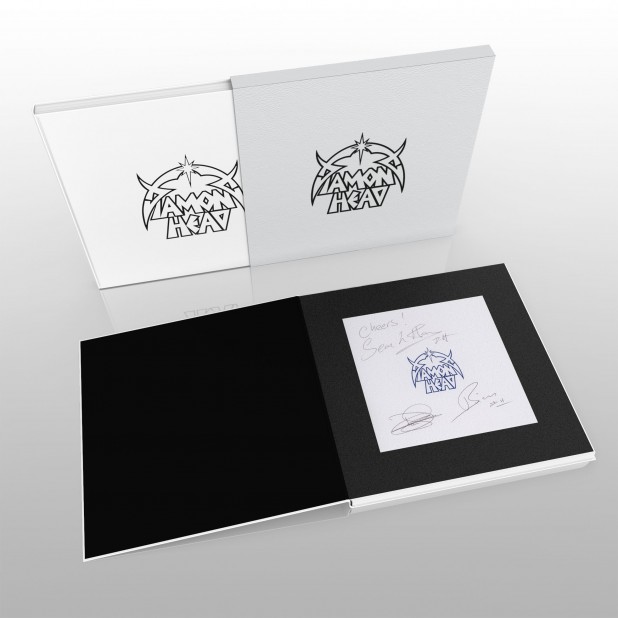 Diamond Head - The Illustrated History Deluxe Signed Edition Diamond Head - The Illustrated History Deluxe Signed Edition