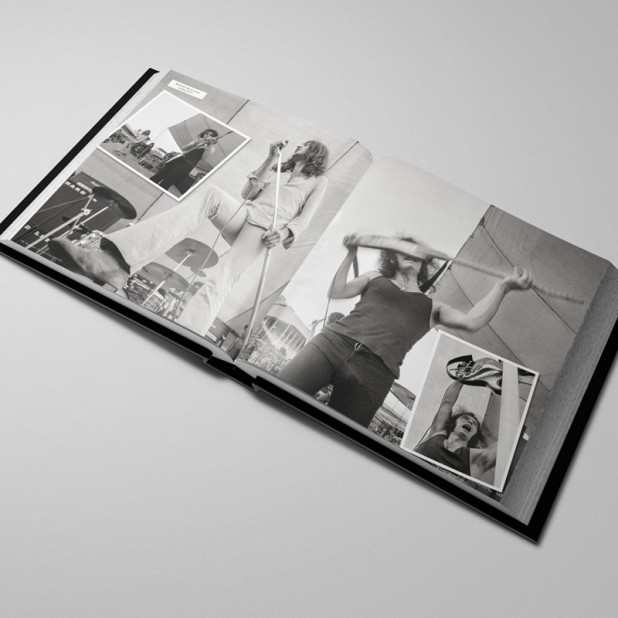 DEEP PURPLE - THE VISUAL HISTORY (DELUXE COLLECTORS EDITION) SIGNED BY THE BAND DEEP PURPLE - THE VISUAL HISTORY (DELUXE COLLECTORS EDITION) SIGNED BY THE BAND